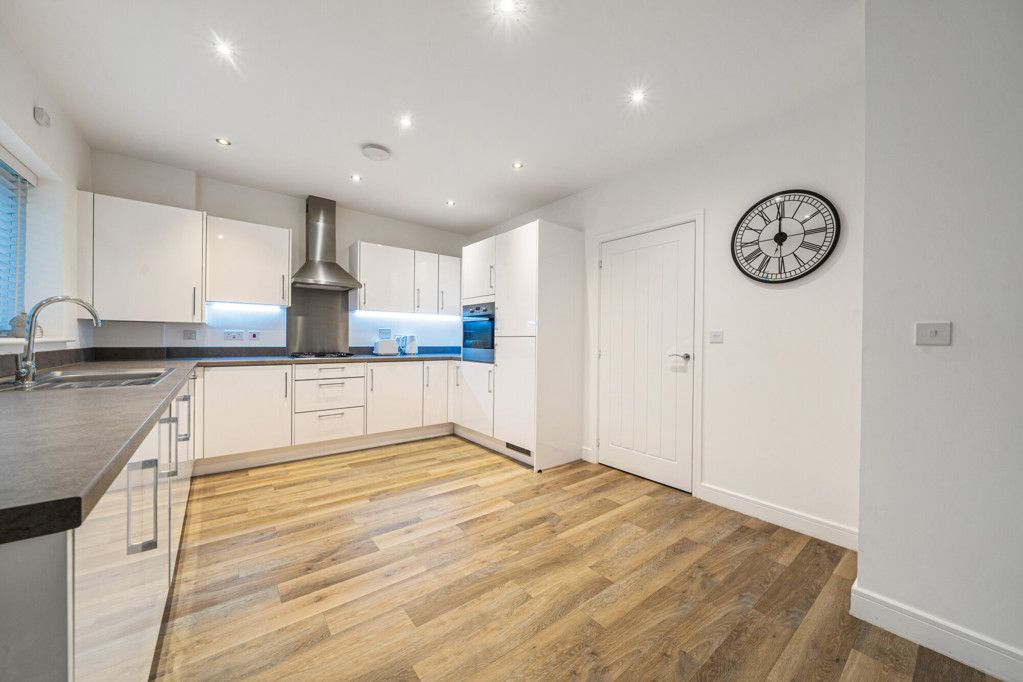 Property photo 3 of 24 Kitchen