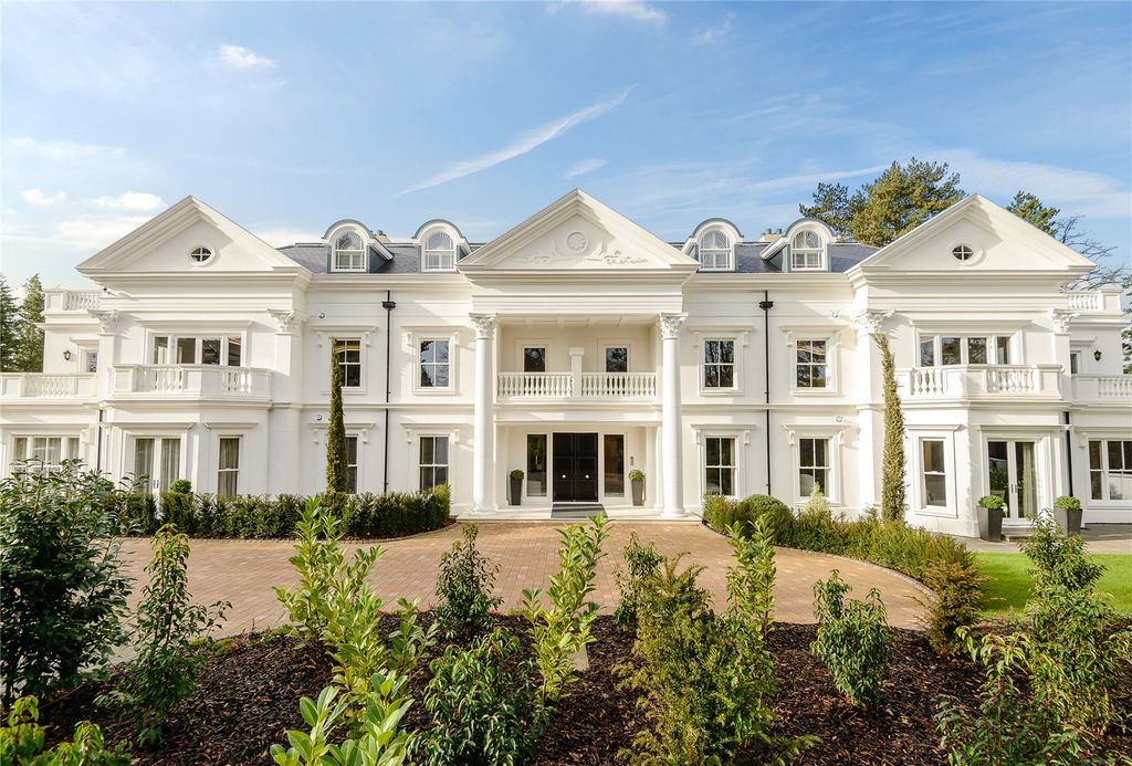 Property photo 1 of 16 Main Exterior