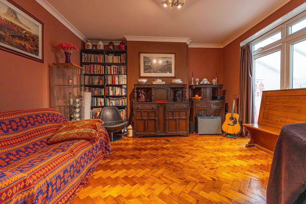 Additional image 9 of 3 bed semi-detached house for saleNewport Road, Rumney CF3