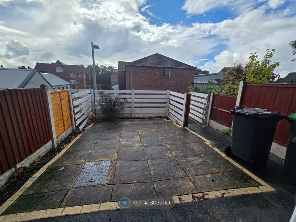 Property photo 2 of 9