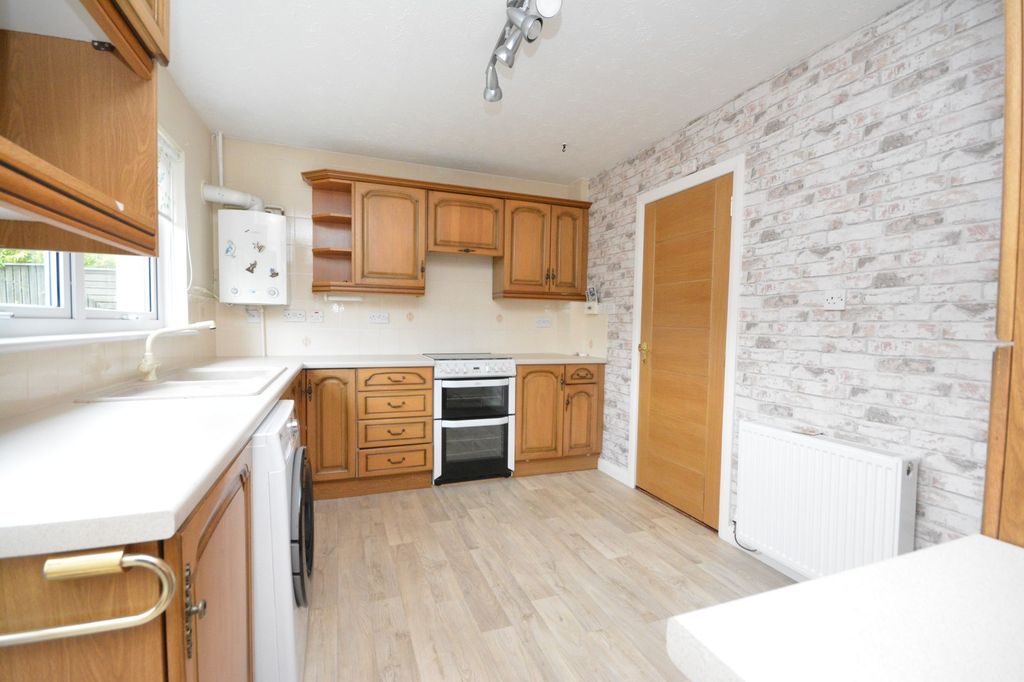 Property photo 3 of 15