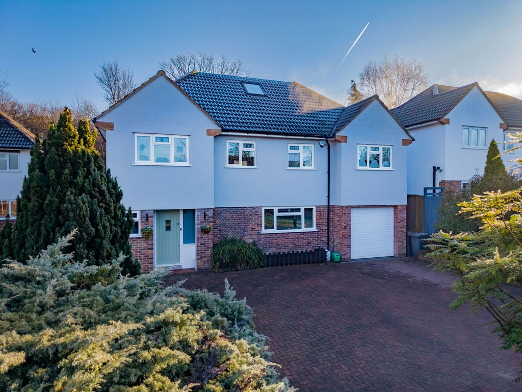 Property photo 1 of 42