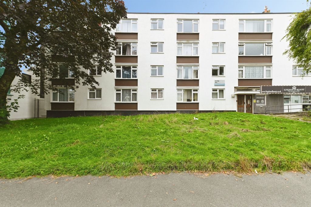 Property photo 1 of 10
