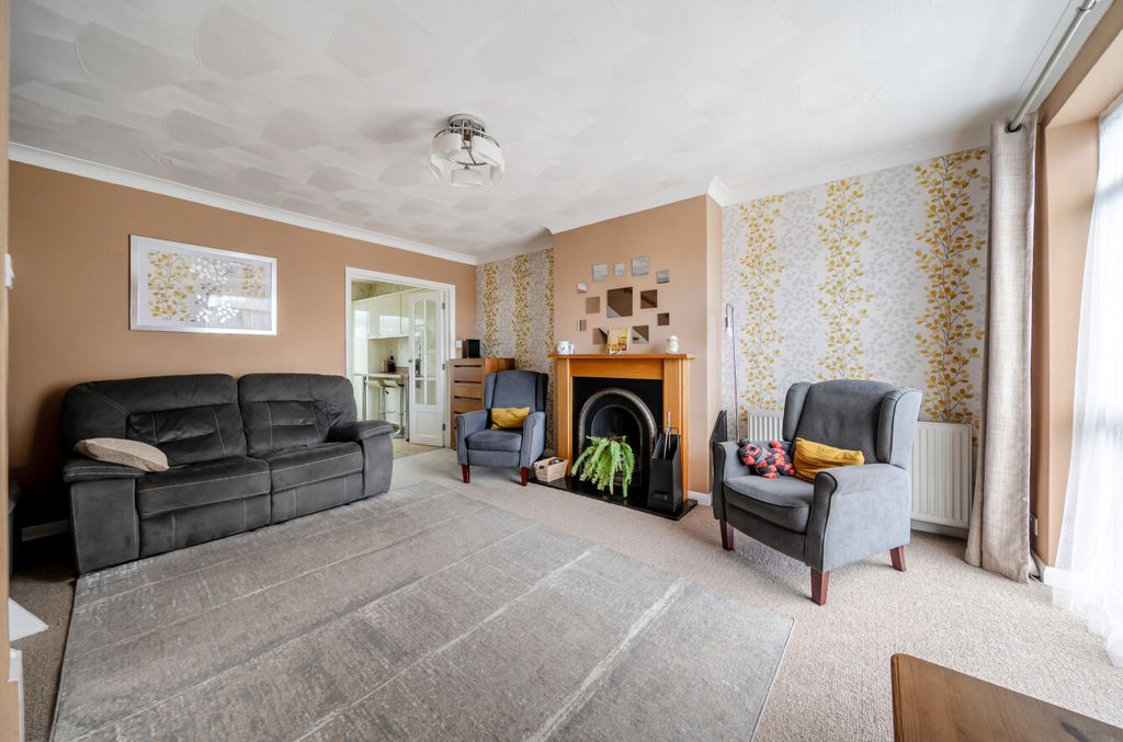 Property photo 3 of 15 1520629-23-1A0917...