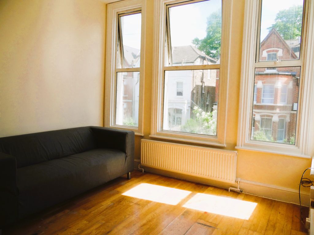Property photo 2 of 6