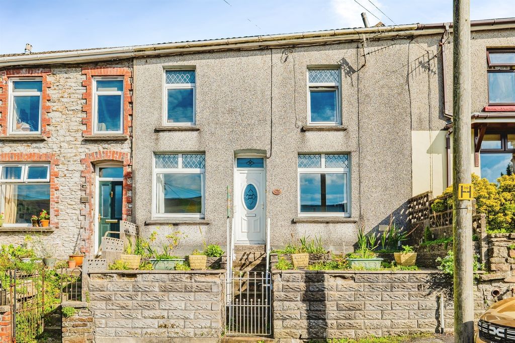 Property photo 1 of 24