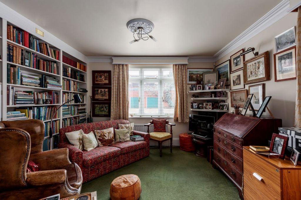 Additional image 5 of 3 bed flat to rentThe Coach House, Tonbridge, Kent TN11