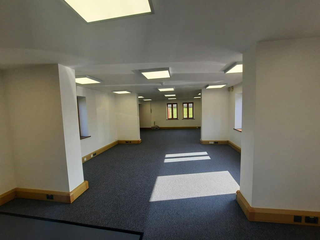 Property photo 2 of 3 Suite 2 Ash House - Internal.Jpg