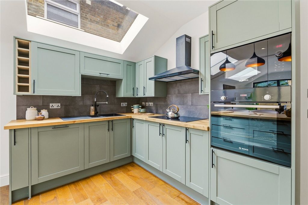 Property photo 3 of 17 Picture No. 34