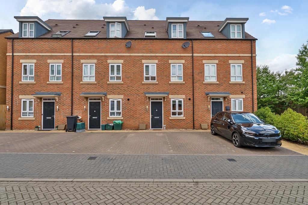 Property photo 1 of 24 External