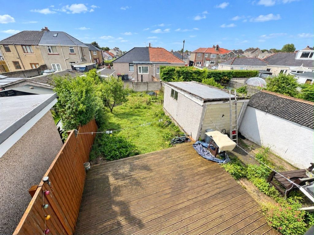Property photo 2 of 13 Picture No. 09