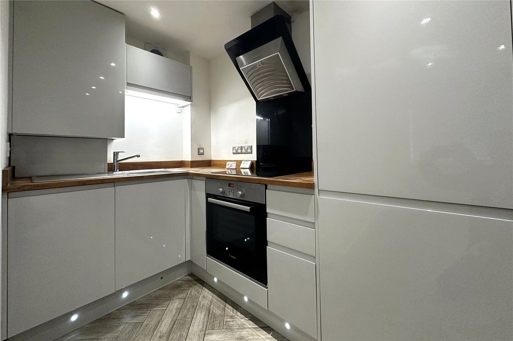 Property photo 3 of 7 Picture No. 31