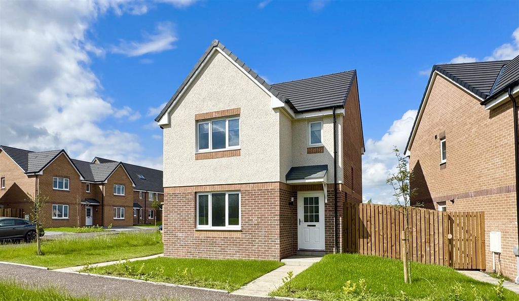 Property photo 1 of 16 External