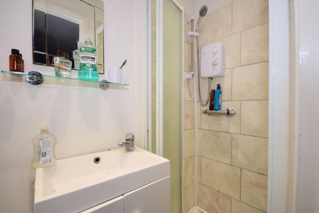 Property photo 3 of 6 3