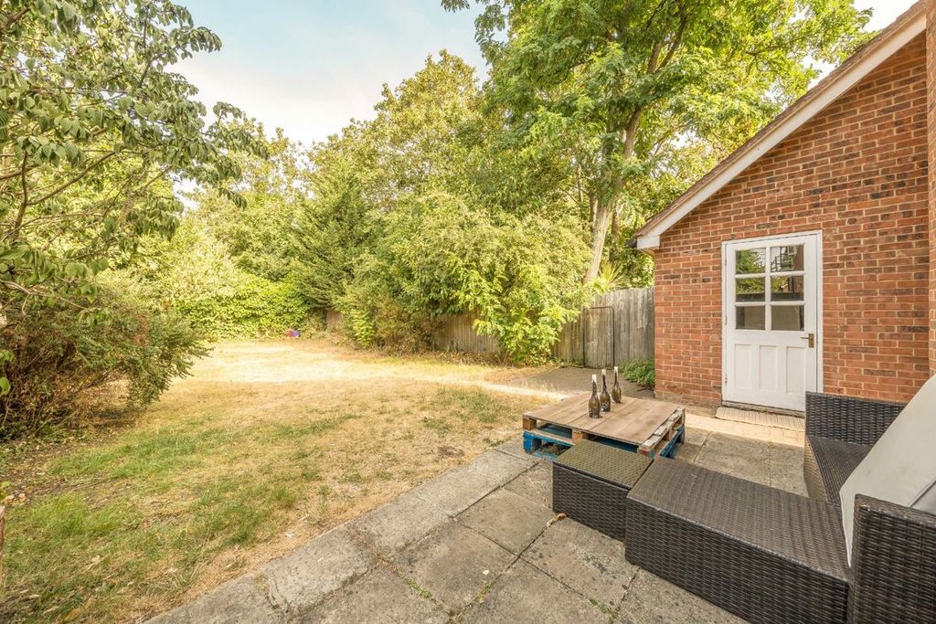 Property photo 3 of 7
