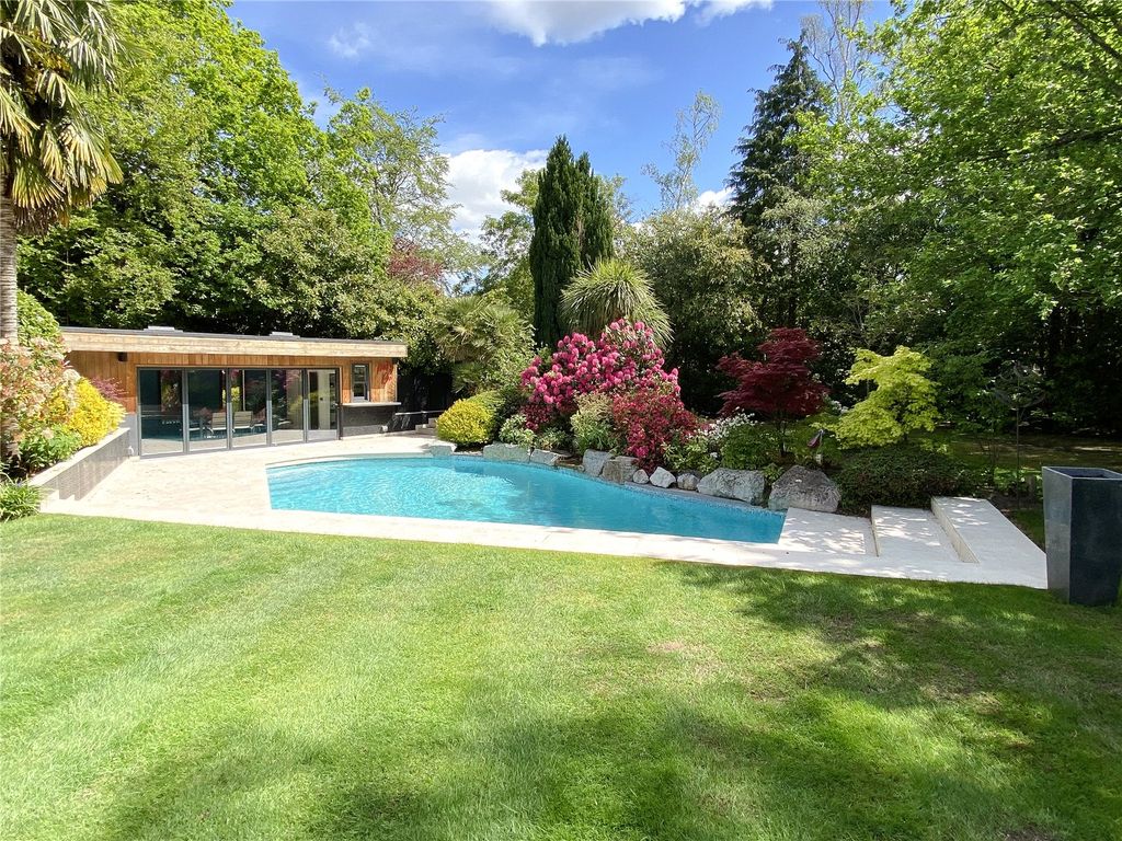 Property photo 2 of 16 Picture No. 26