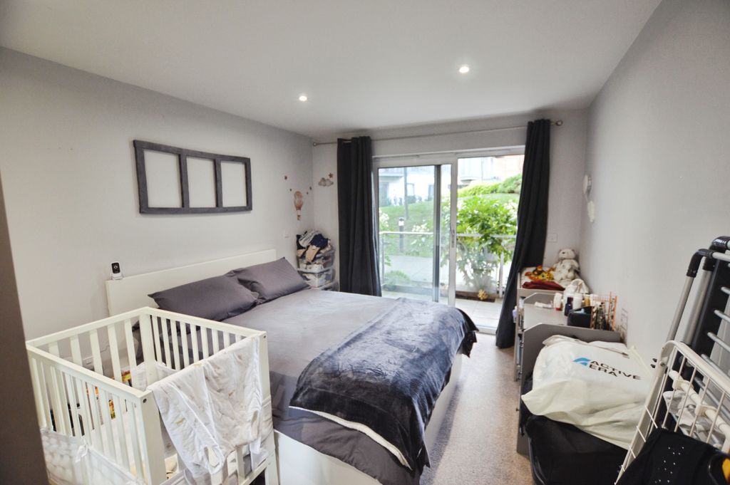 Property photo 2 of 6