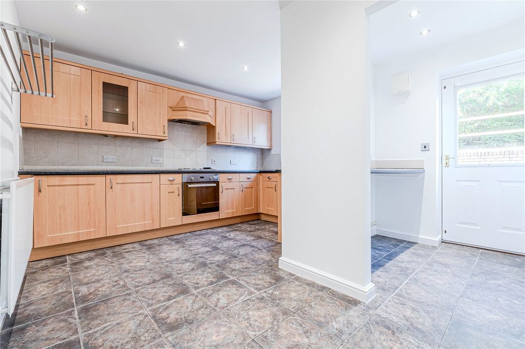 Property photo 3 of 17 Picture No. 57