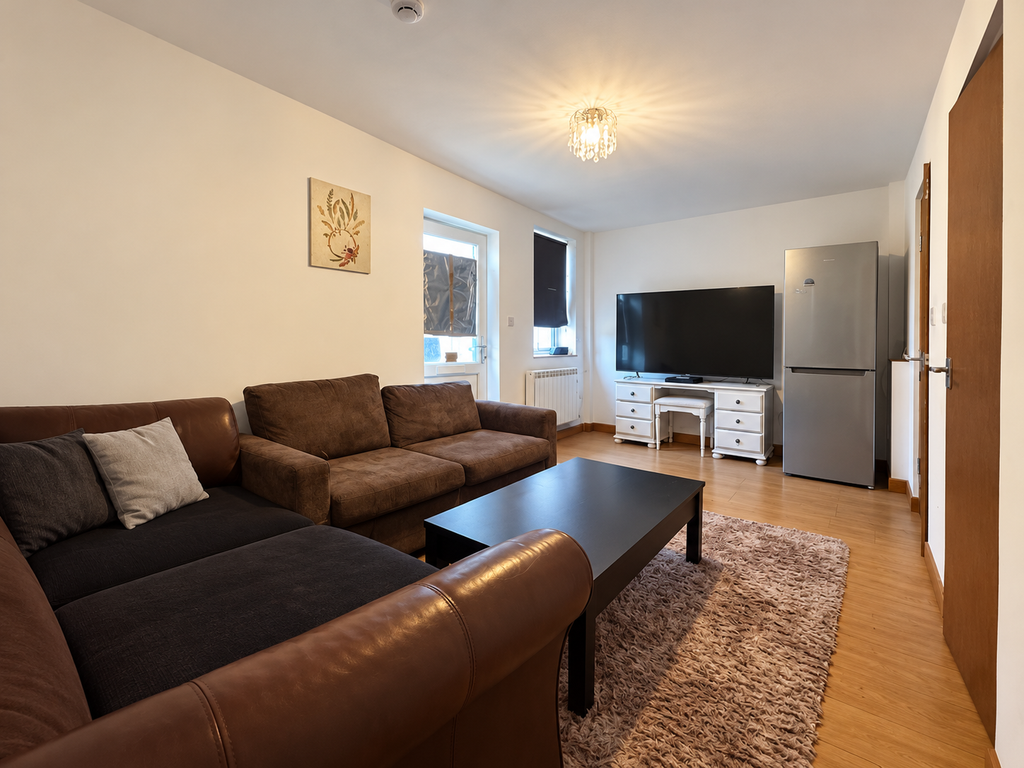 Property photo 1 of 5