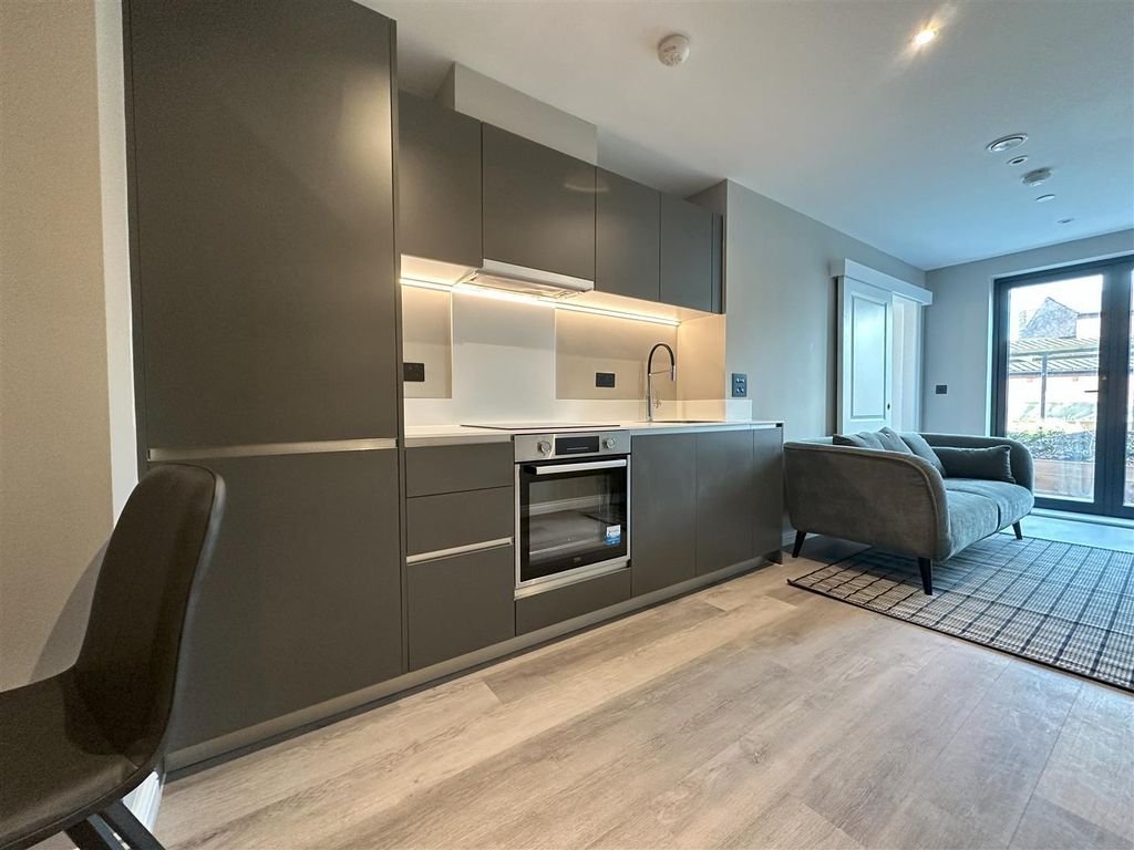 Property photo 2 of 17 Images.Jpg