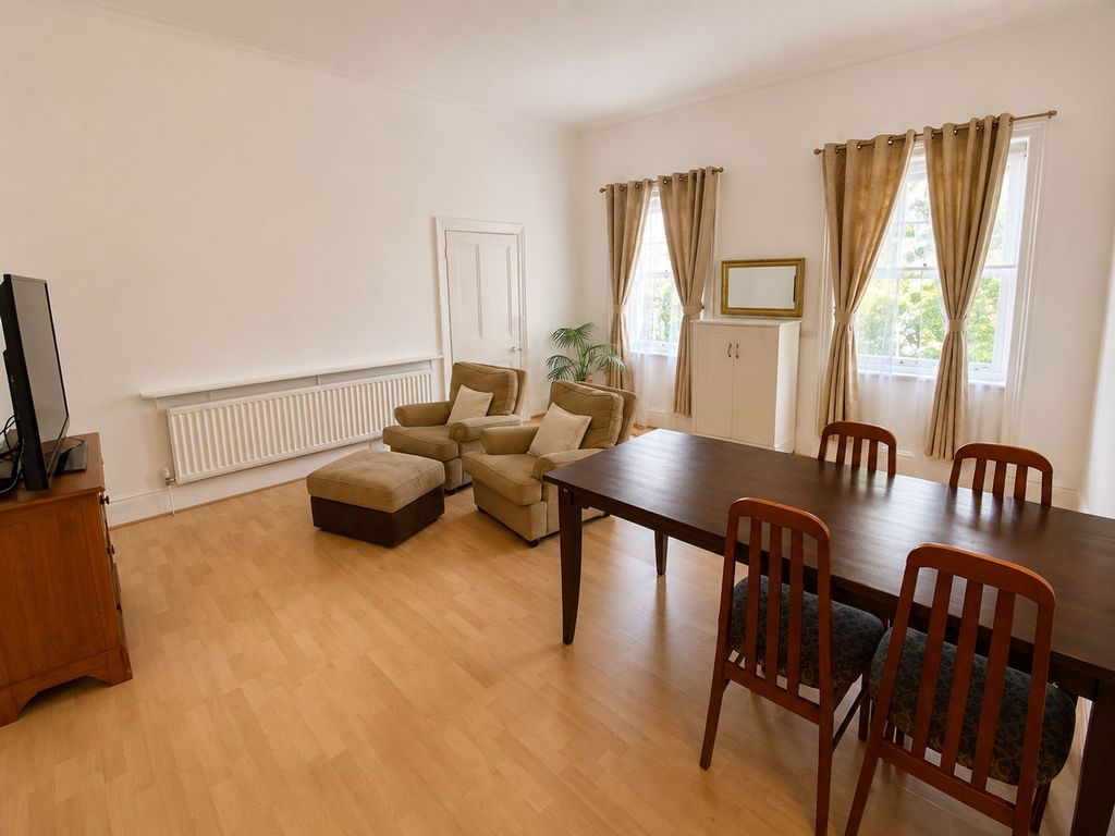 Property photo 2 of 5
