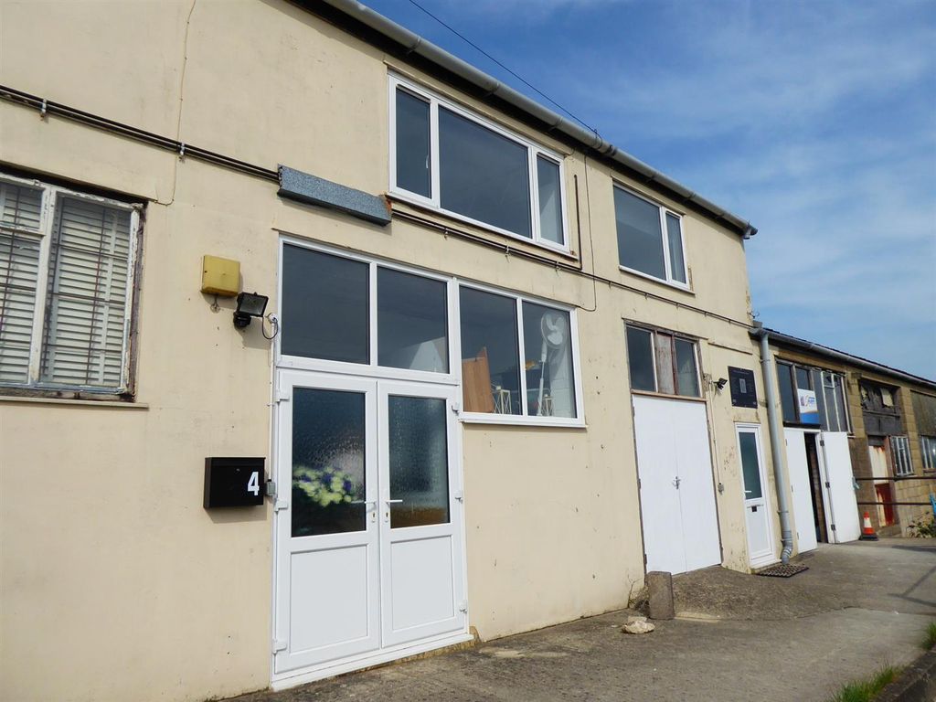 Property photo 1 of 7 P1090438.Jpg