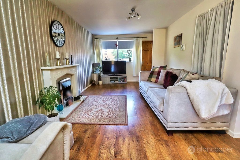 Property photo 3 of 25 5146943
