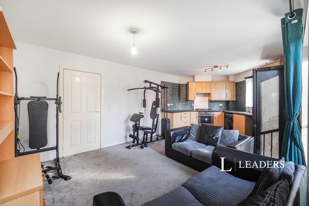 Property photo 3 of 8 Onp52786