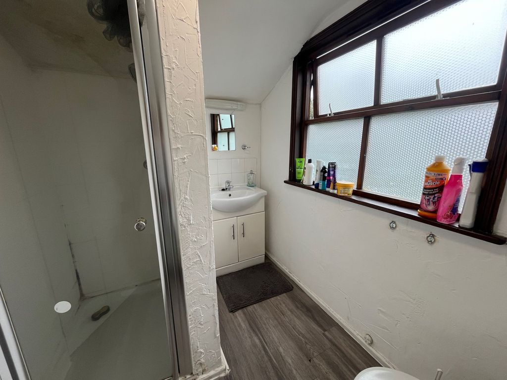 Property photo 2 of 4