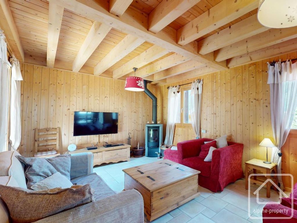 Property photo 2 of 34