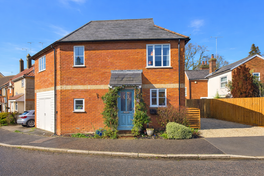 Property photo 1 of 28