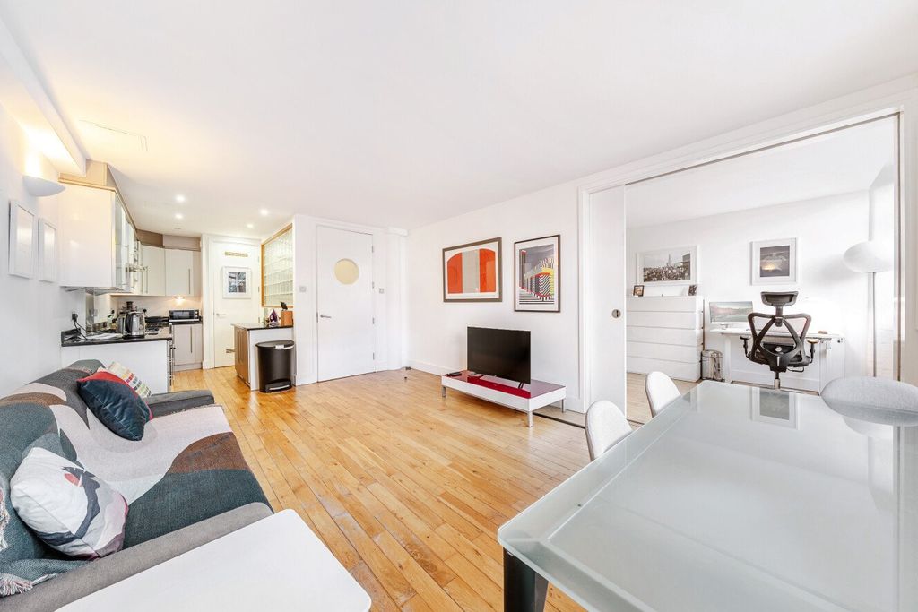 Property photo 1 of 17 Picture No. 7