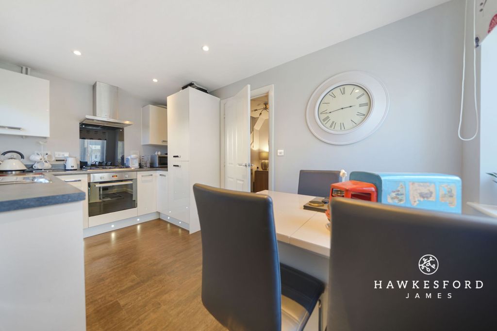 Property photo 3 of 18 Cornflower Way, Minster On Sea - Kitchen/Diner