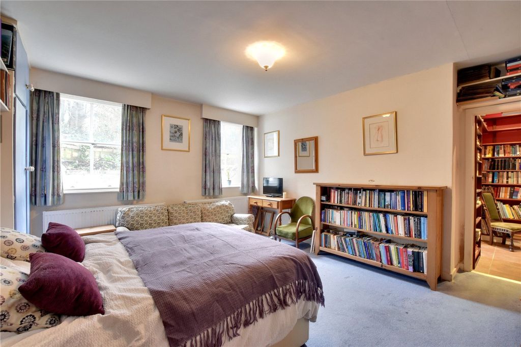 Property photo 2 of 18 Picture No. 04