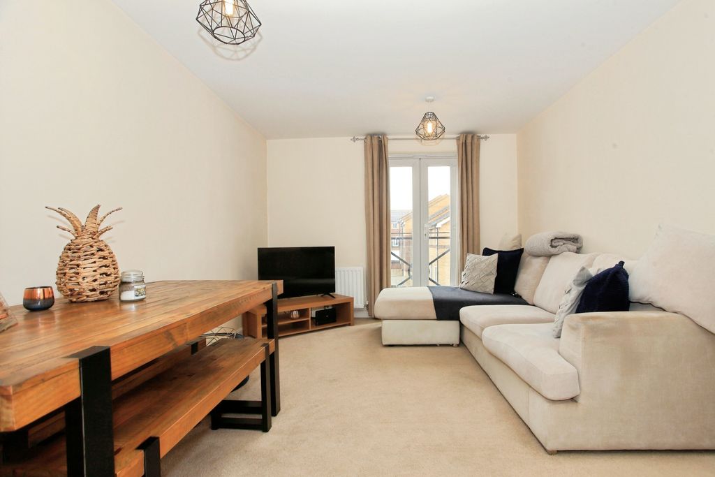 Property photo 2 of 16 Lounge/Dining Room