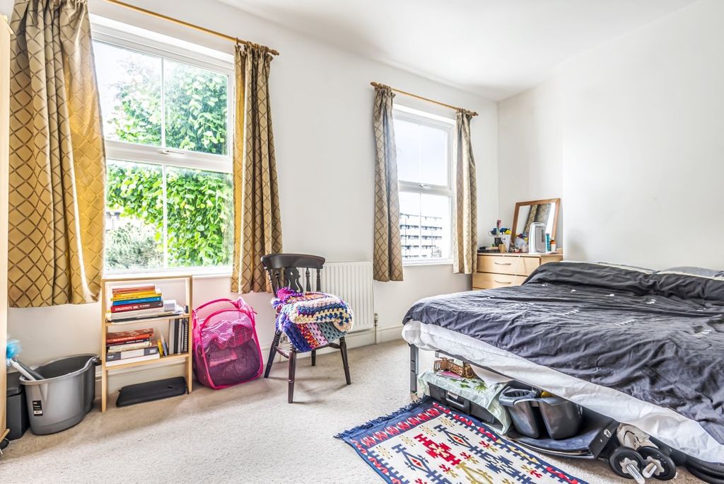 Property photo 2 of 5 Picture No. 14