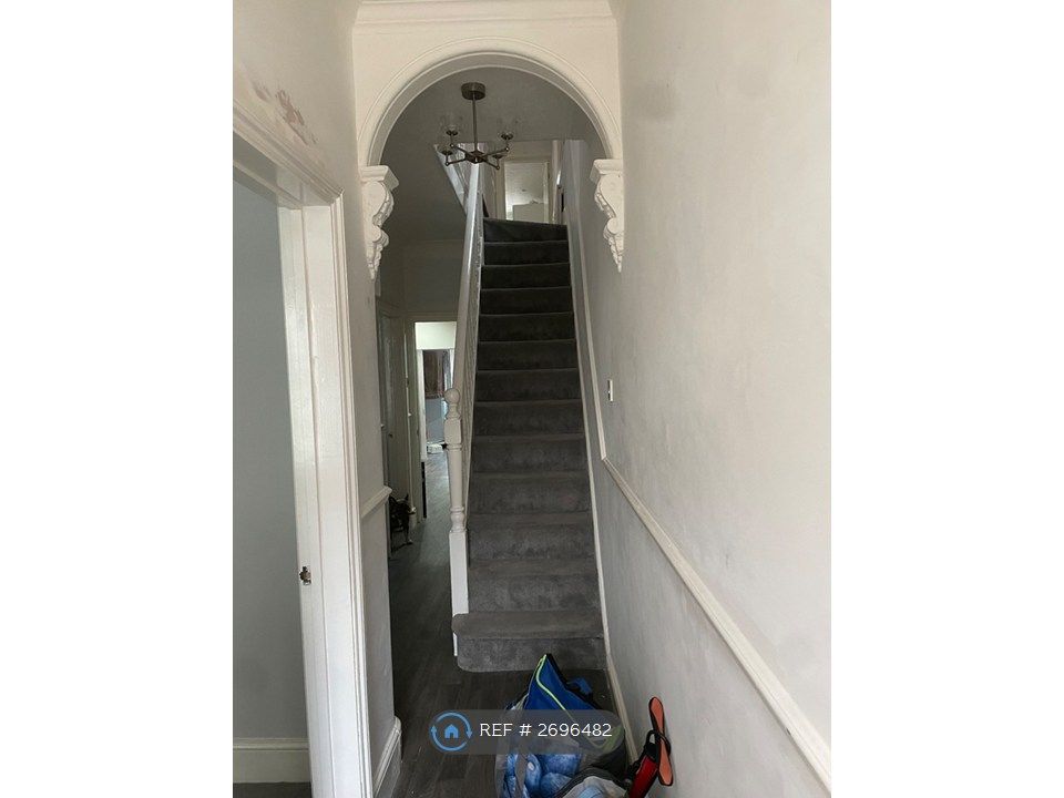 Property photo 3 of 26