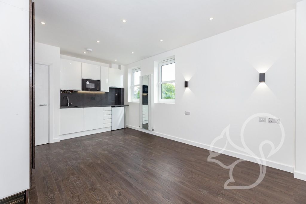 Property photo 2 of 7 Open Plan Living