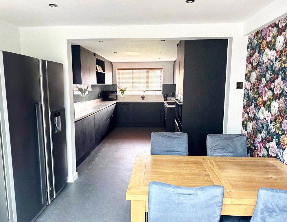 Property photo 3 of 18 Picture No. 41