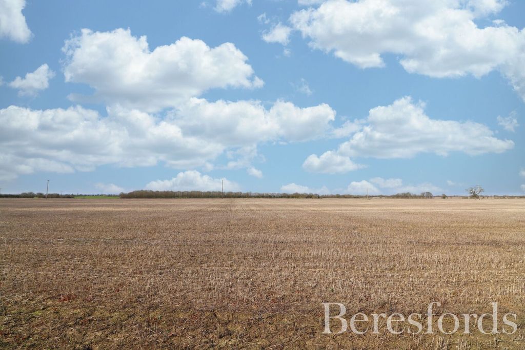 Property photo 2 of 26 Picture No. 31