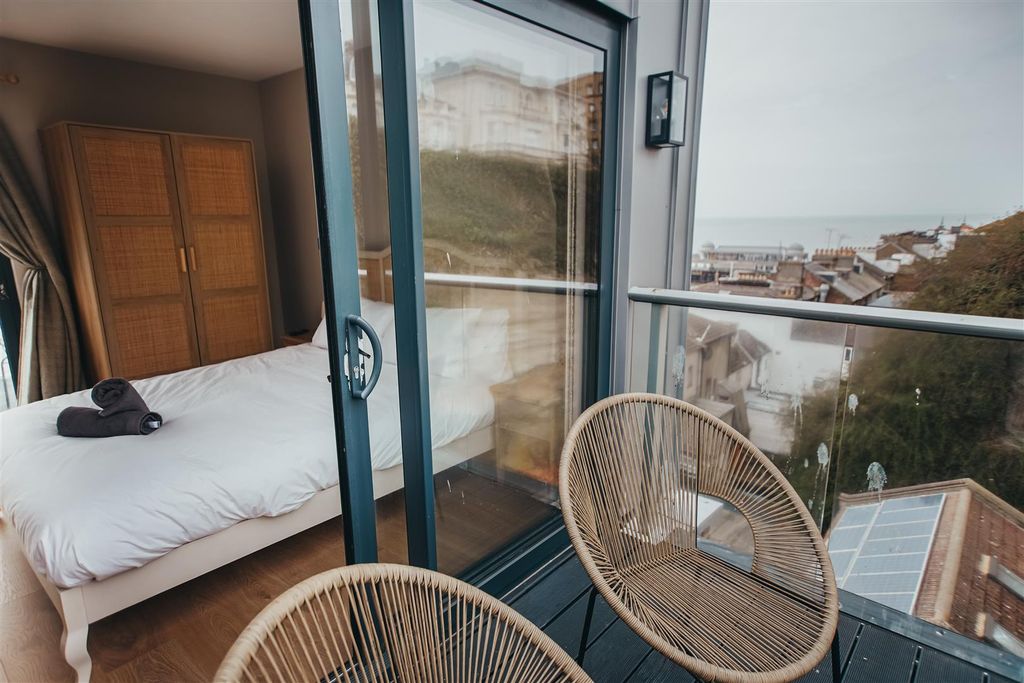 Additional image 35 of 3 bed flat for saleWhite Rock, Hastings TN34