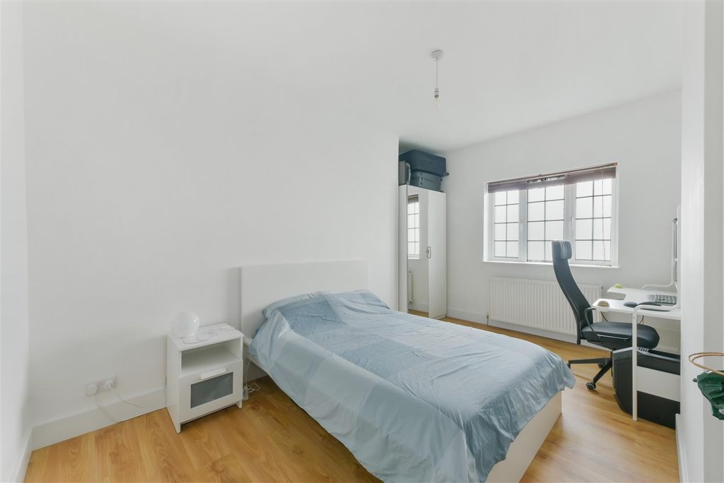 Property photo 3 of 12 Cannon Hill Lane, -2.Jpg