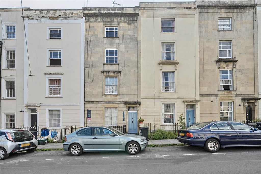 Property photo 1 of 7 Exterior.Jpg