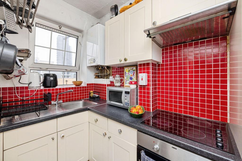 Property photo 2 of 20 2