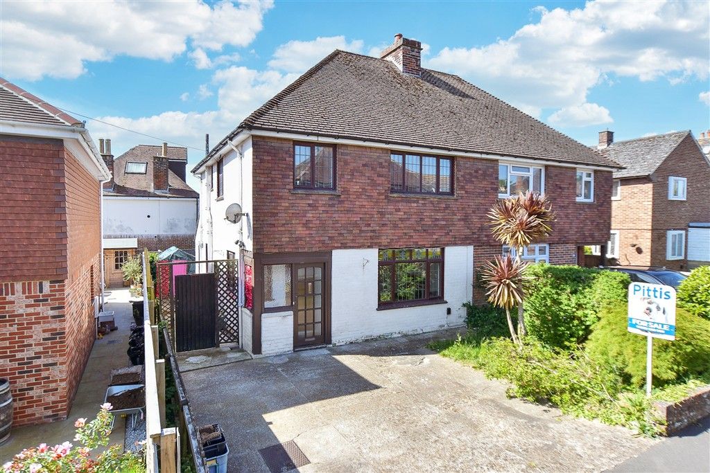 Property photo 1 of 10 External (Web)