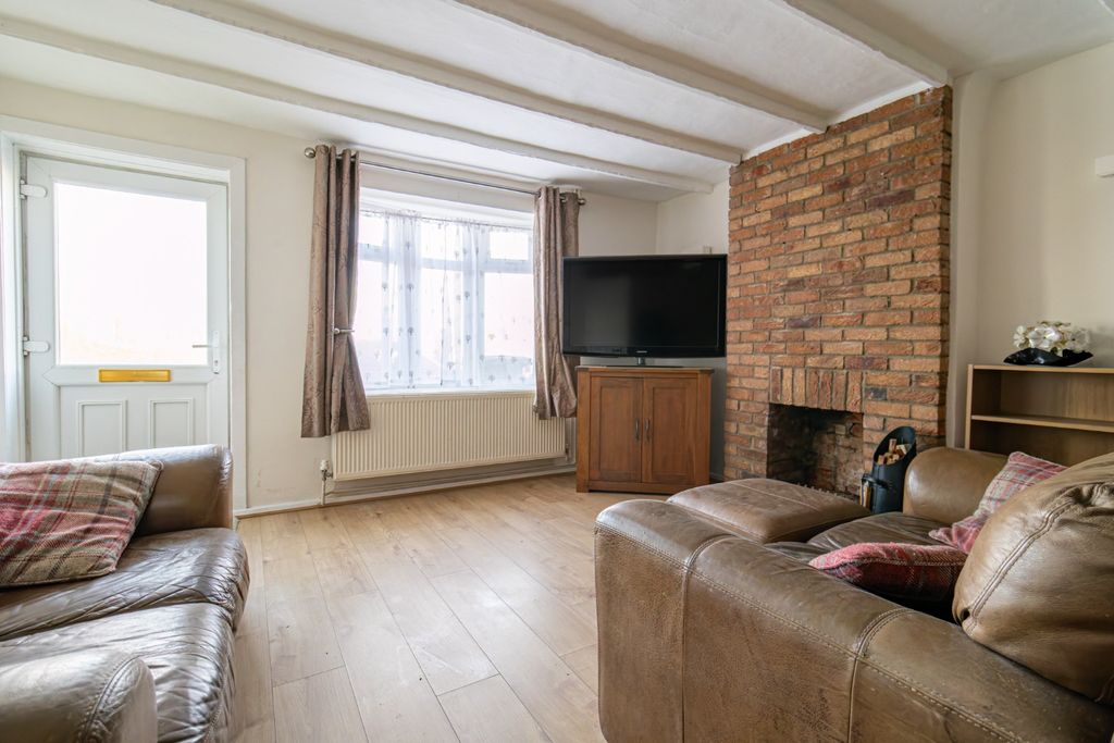 Property photo 3 of 21 3766138