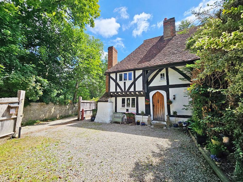 Property photo 1 of 29 Photo 22