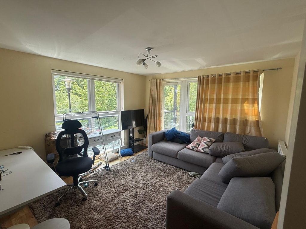 Property photo 2 of 6 Picture No. 06