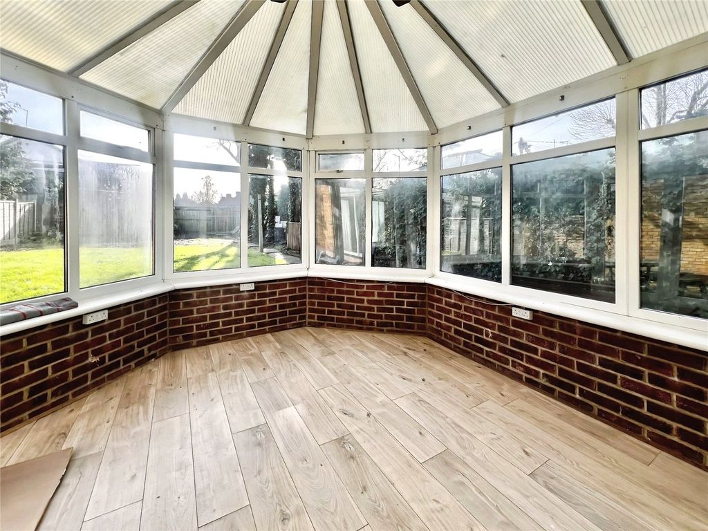 Property photo 3 of 13 Picture No. 05