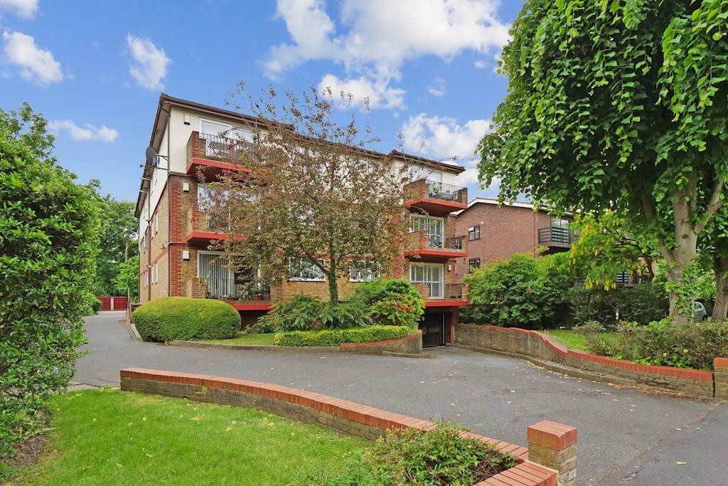 Property photo 1 of 8